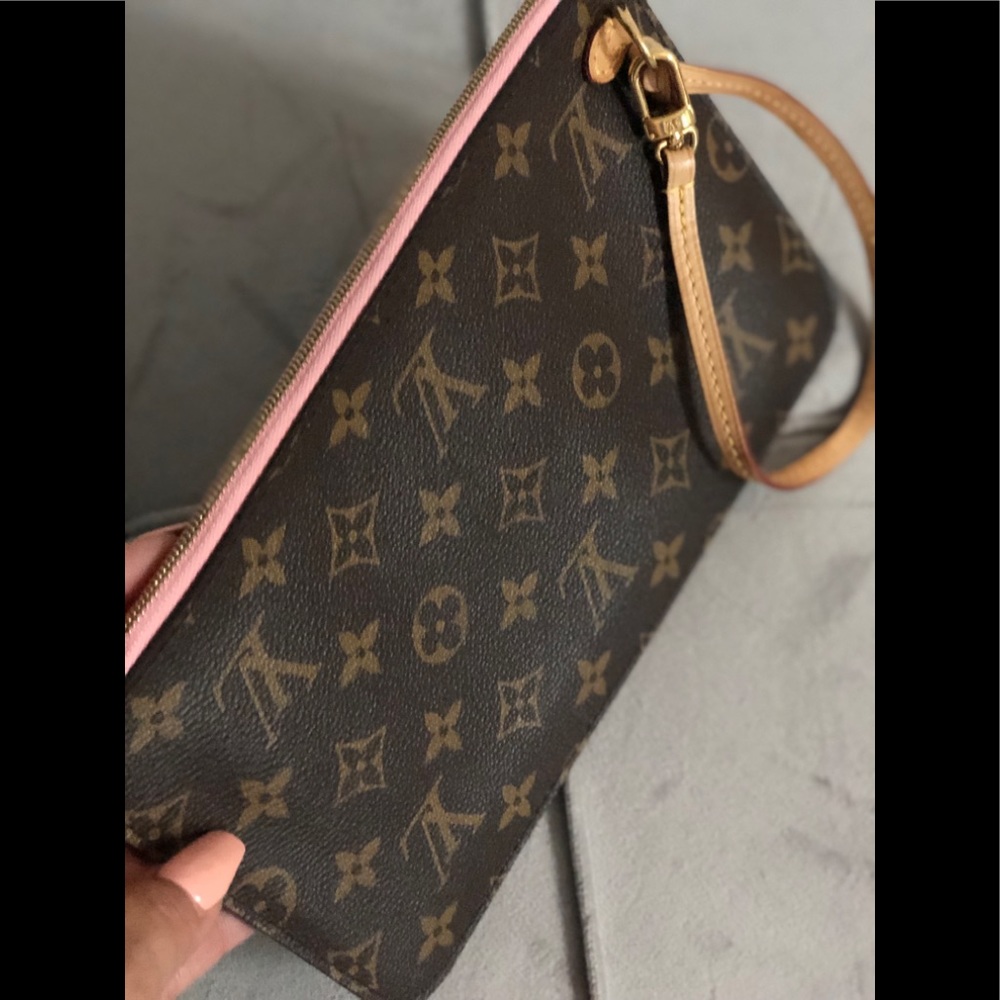 🎀RARE🎀Louis Vuitton pochette Rose Ballerine - Picture 5 of 8